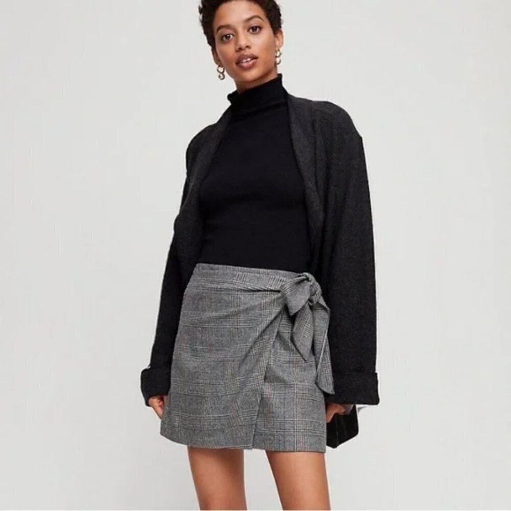 Aritzia Wilfred Dorine Wrap Front Mini Skirt
